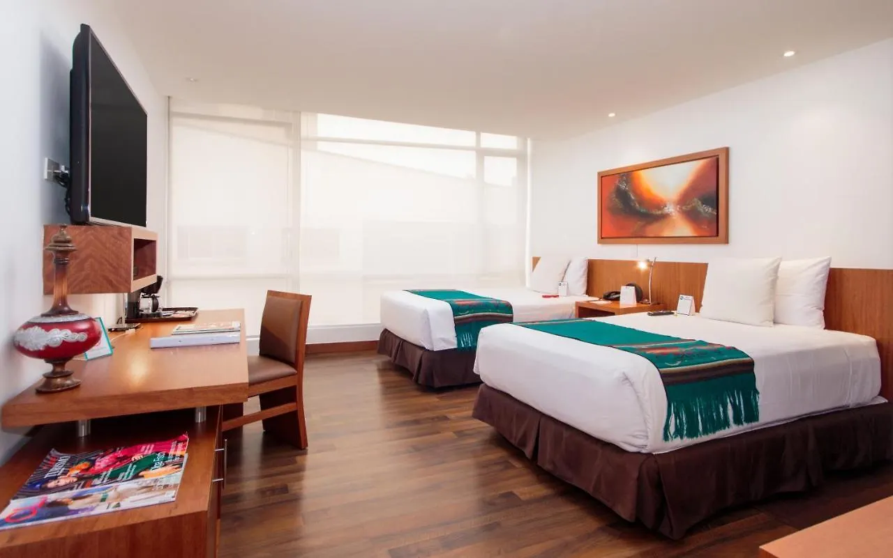 Zen Hotel Quito 4*,
